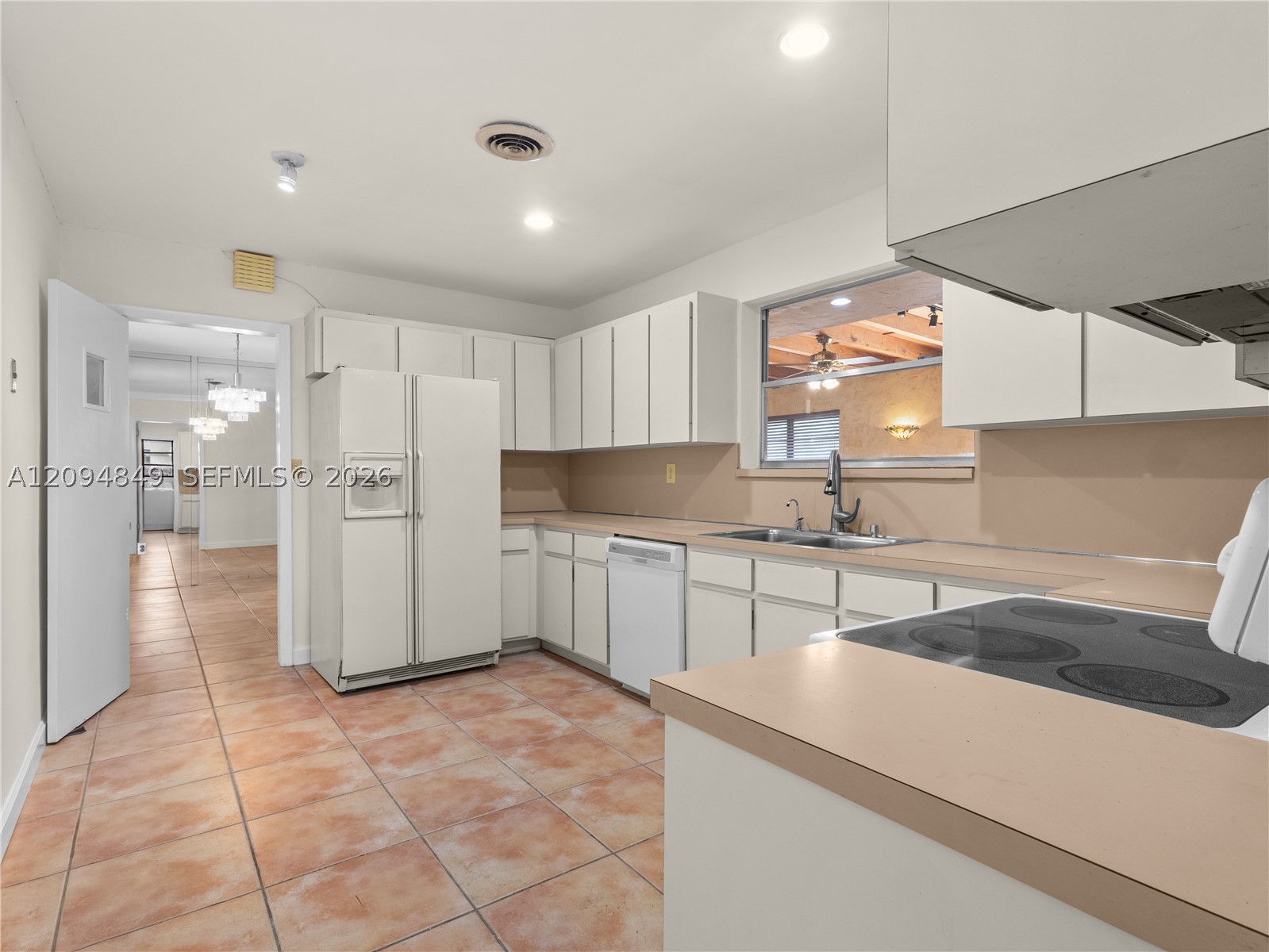 9360 SW 25th St, Miami FL 33165