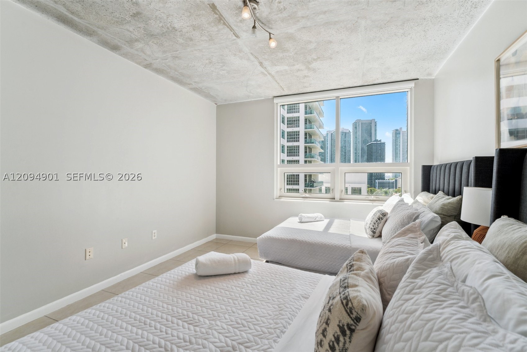 3250 NE 1st Ave #1001, Miami FL 33137
