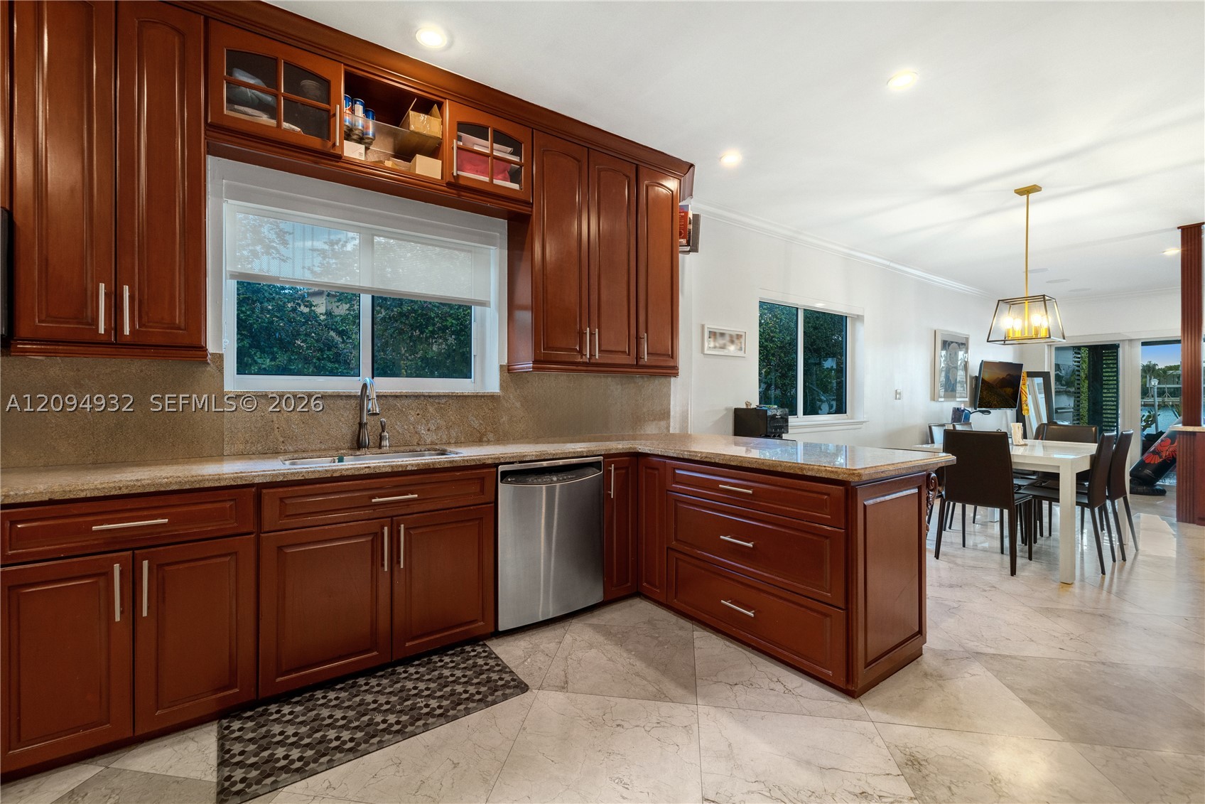 435 N Shore Dr, Miami Beach FL 33141