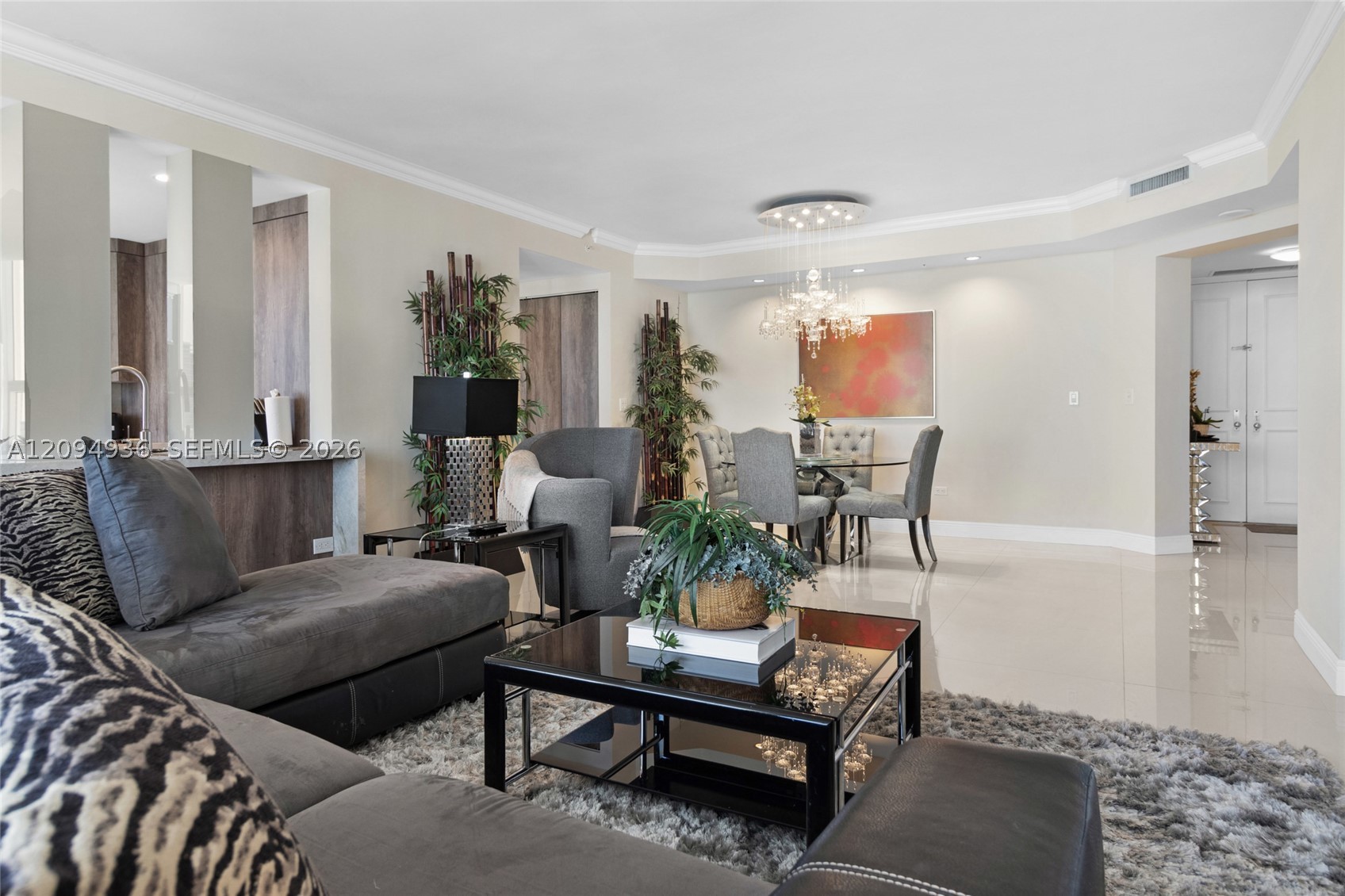 848 Brickell Key Dr #3905, Miami FL 33131