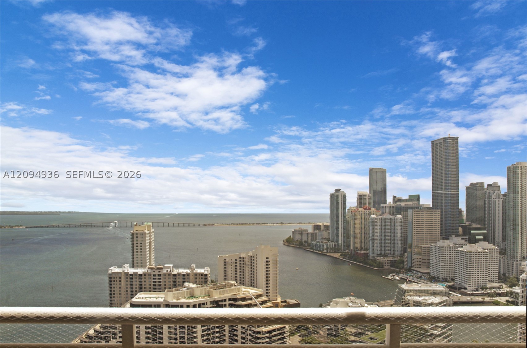 848 Brickell Key Dr #3905, Miami FL 33131