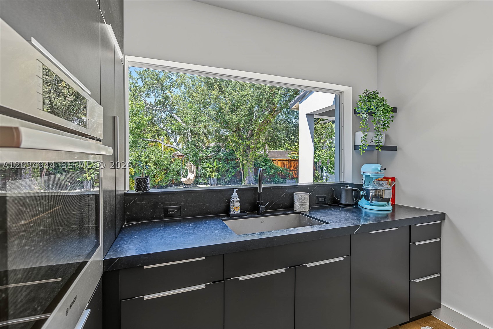 1867 SW 14th Ter, Miami FL 33145