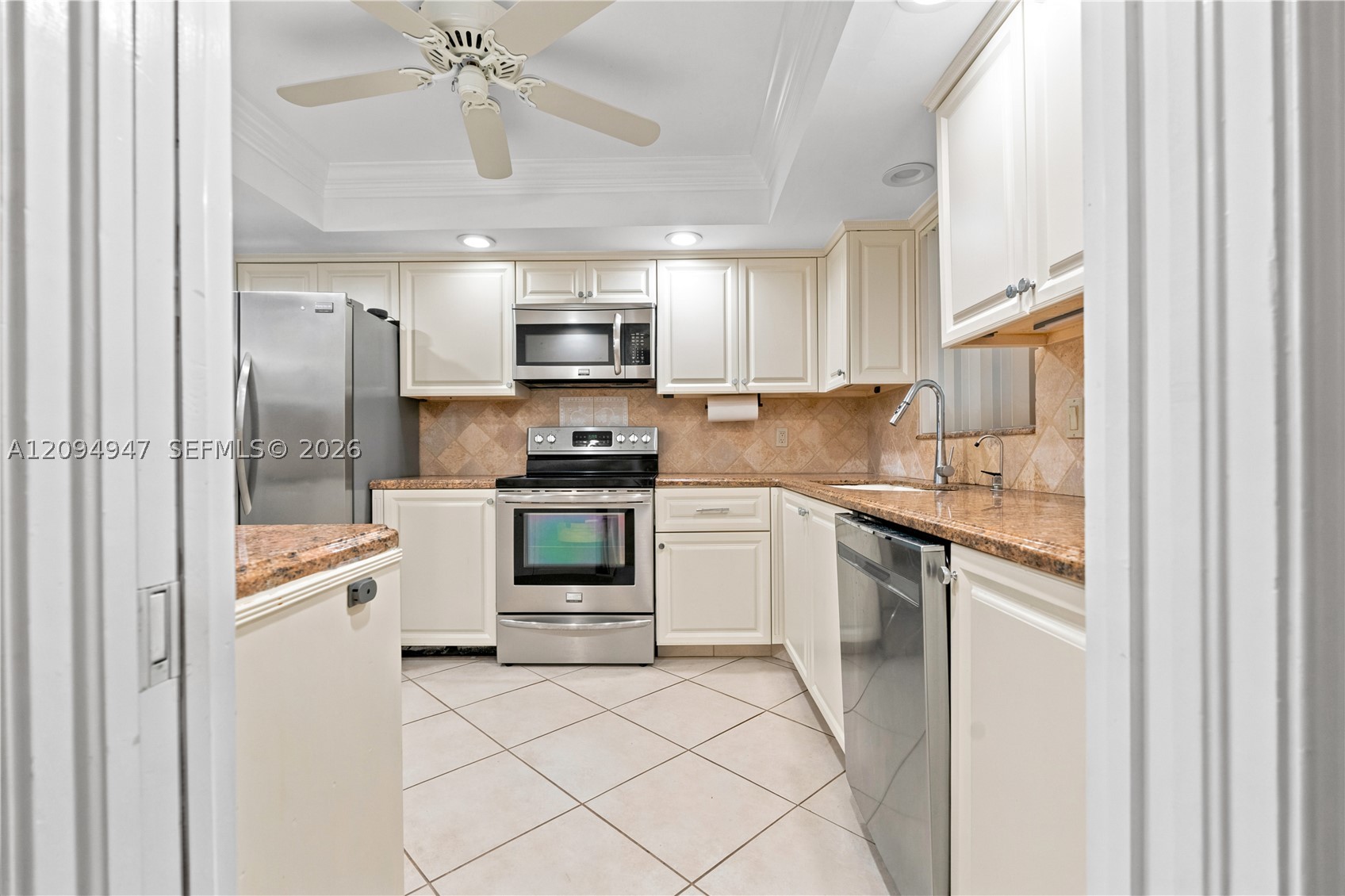 145 Atlantis Blvd #101, Atlantis FL 33462