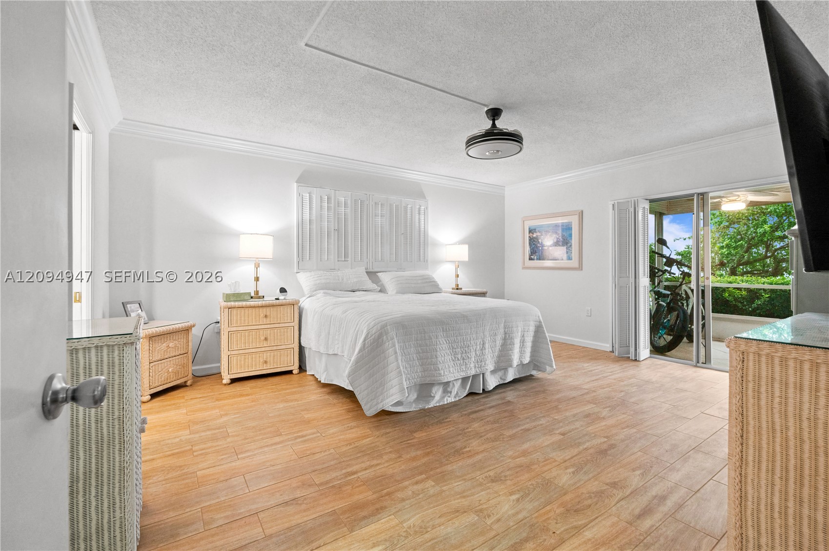 145 Atlantis Blvd #101, Atlantis FL 33462