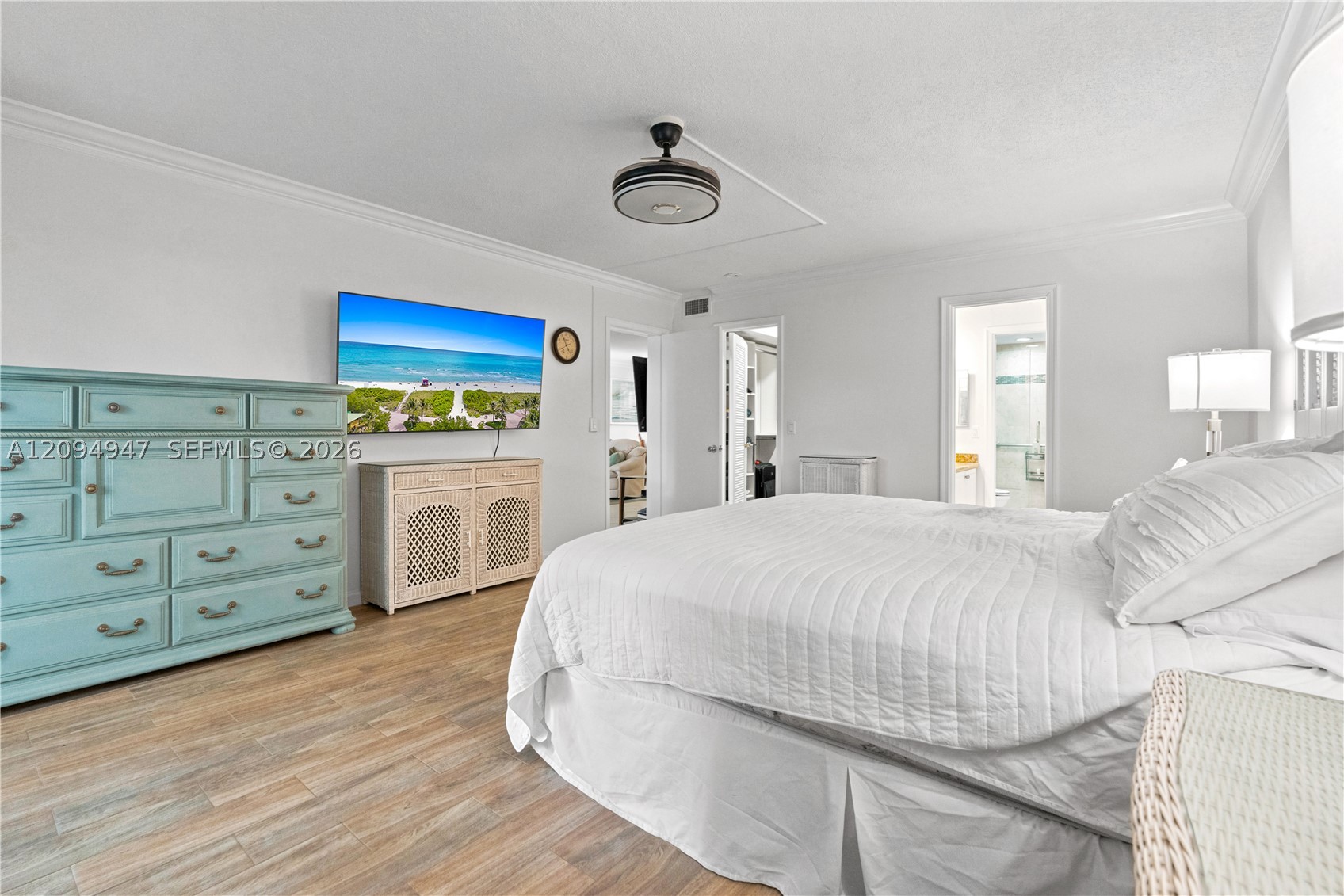 145 Atlantis Blvd #101, Atlantis FL 33462