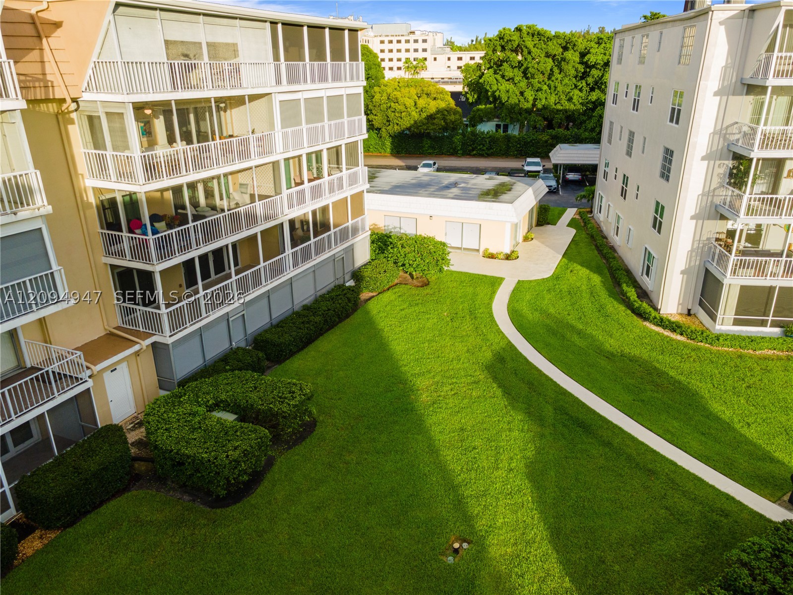 145 Atlantis Blvd #101, Atlantis FL 33462