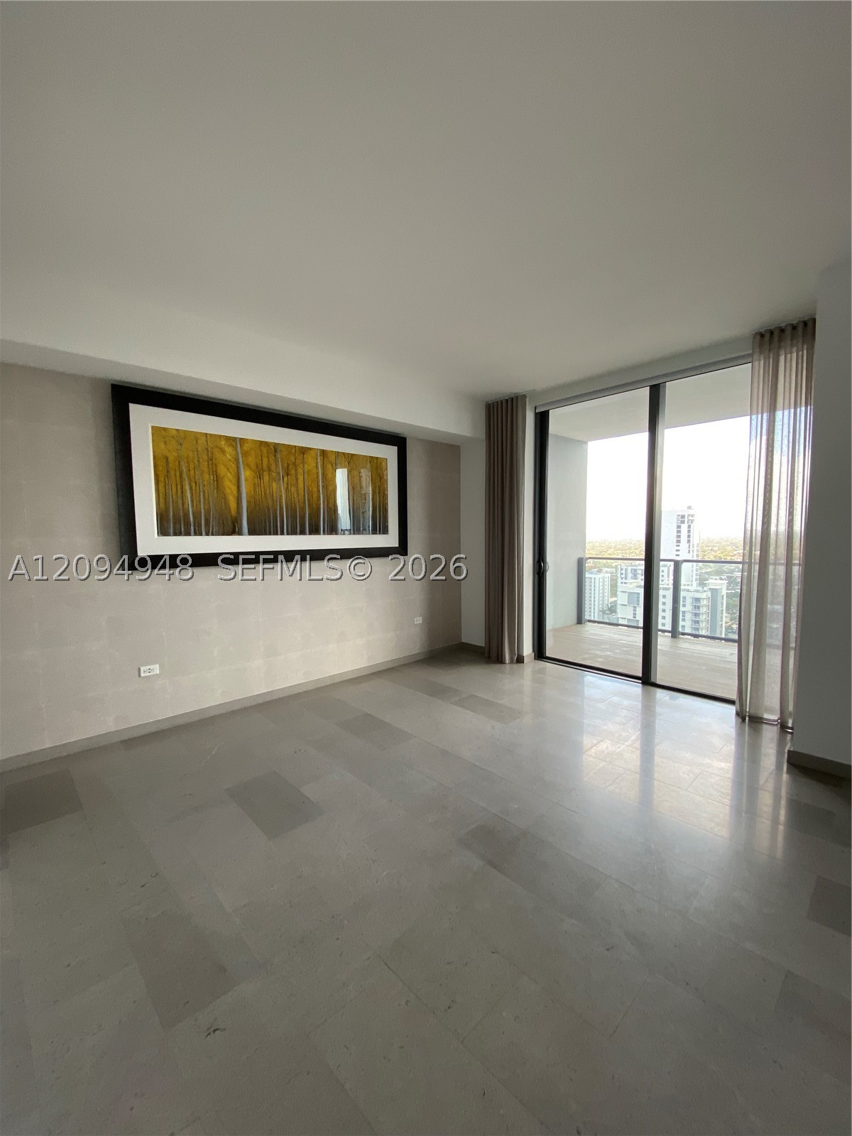 88 SW 7th St #1904, Miami FL 33130