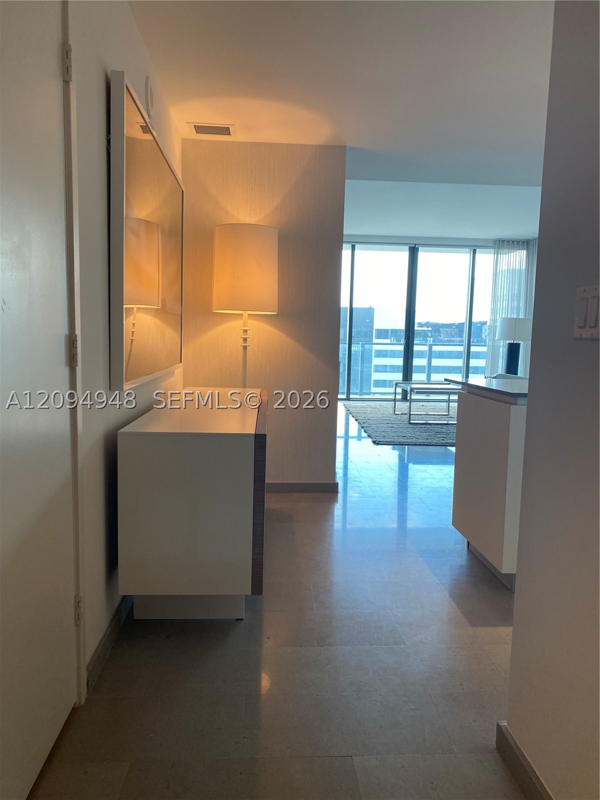 88 SW 7th St #1904, Miami FL 33130