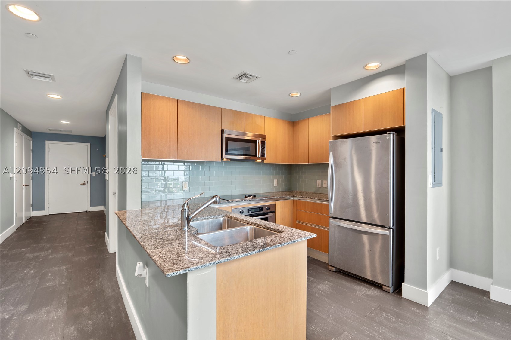 1050 Brickell Ave #1418, Miami FL 33131