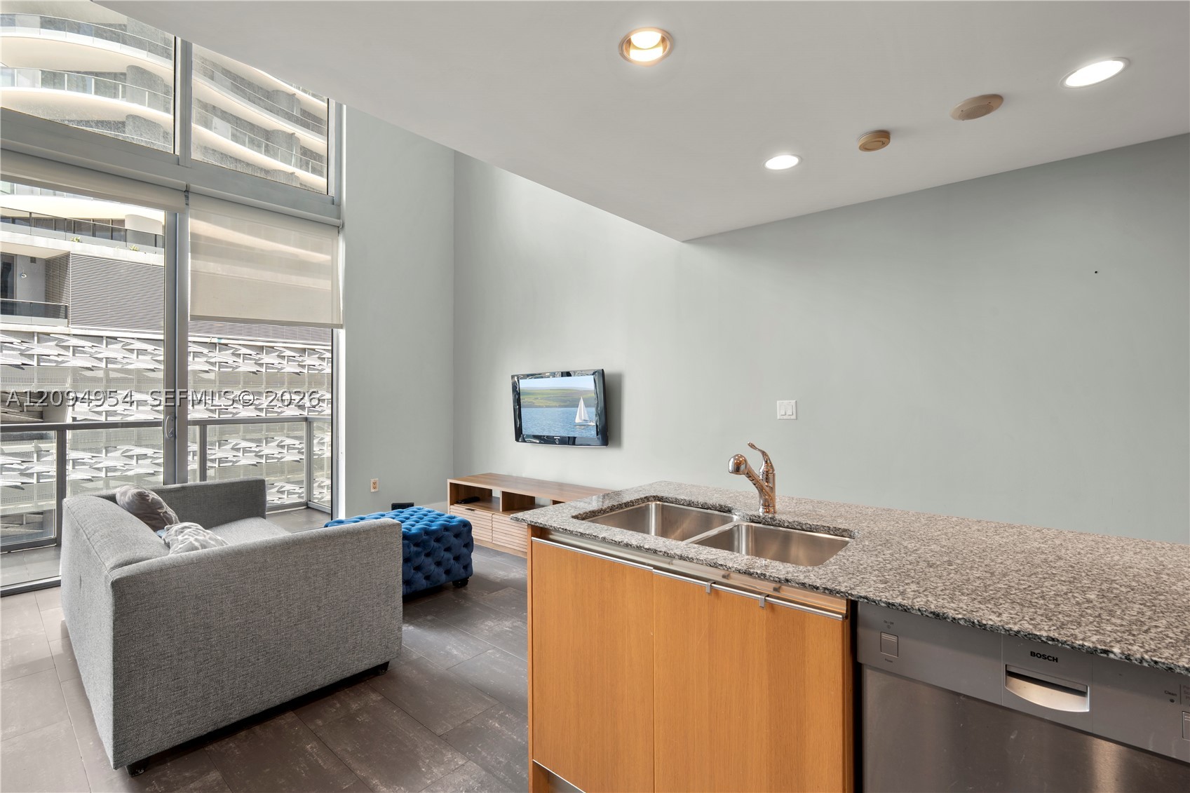 1050 Brickell Ave #1418, Miami FL 33131