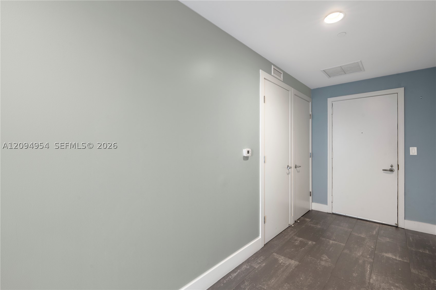 1050 Brickell Ave #1418, Miami FL 33131