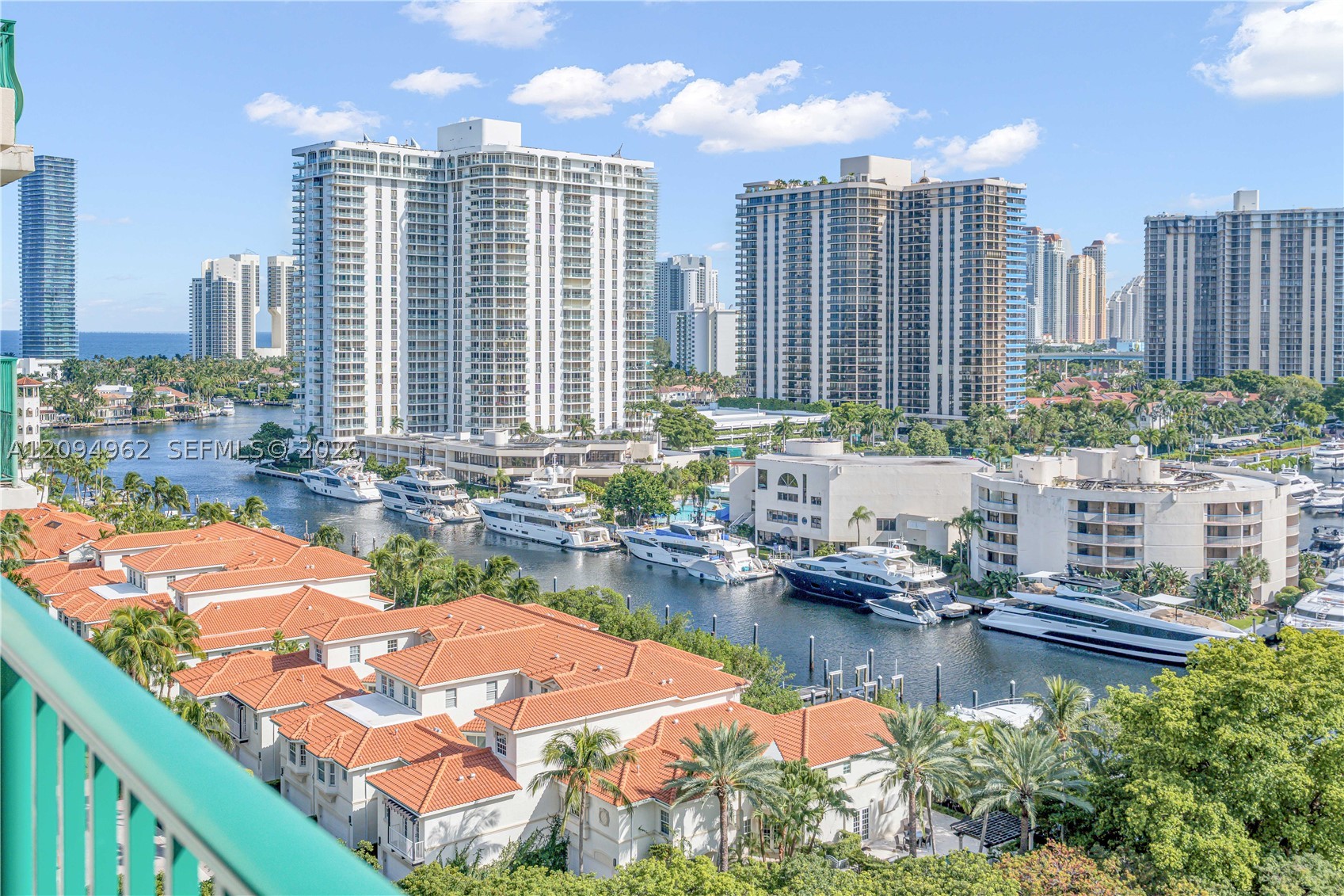 19900 E Country Club Dr #1209, Aventura FL 33180