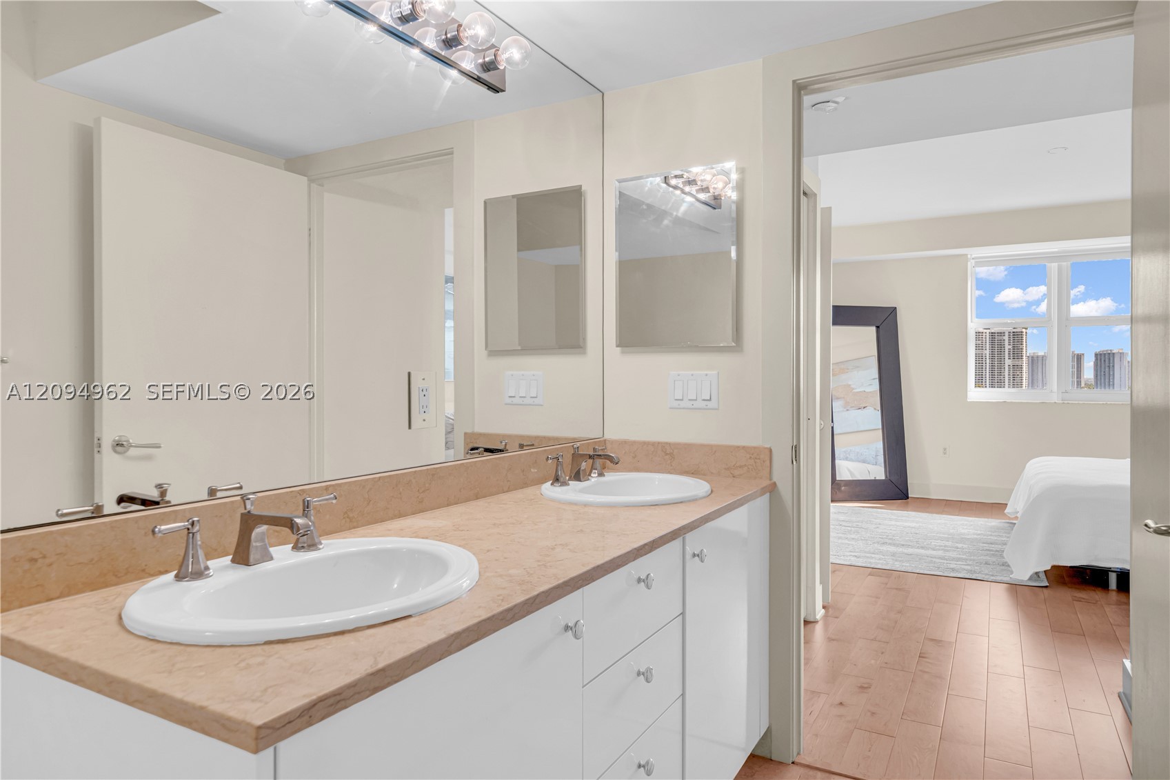 19900 E Country Club Dr #1209, Aventura FL 33180