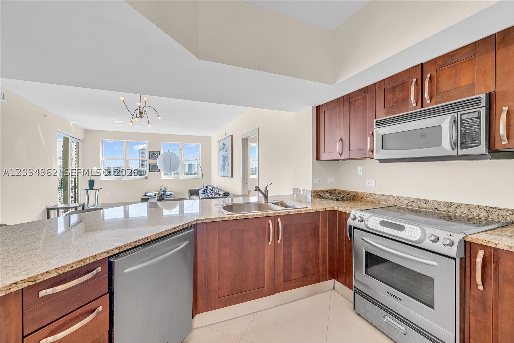 19900 E Country Club Dr #1209, Aventura FL 33180