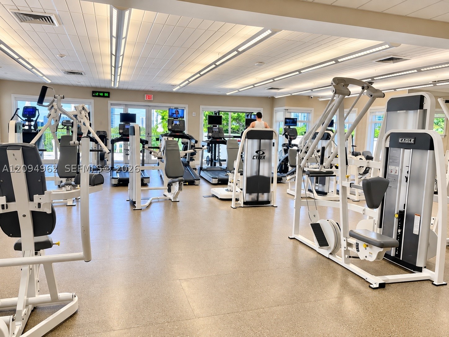 19900 E Country Club Dr #1209, Aventura FL 33180