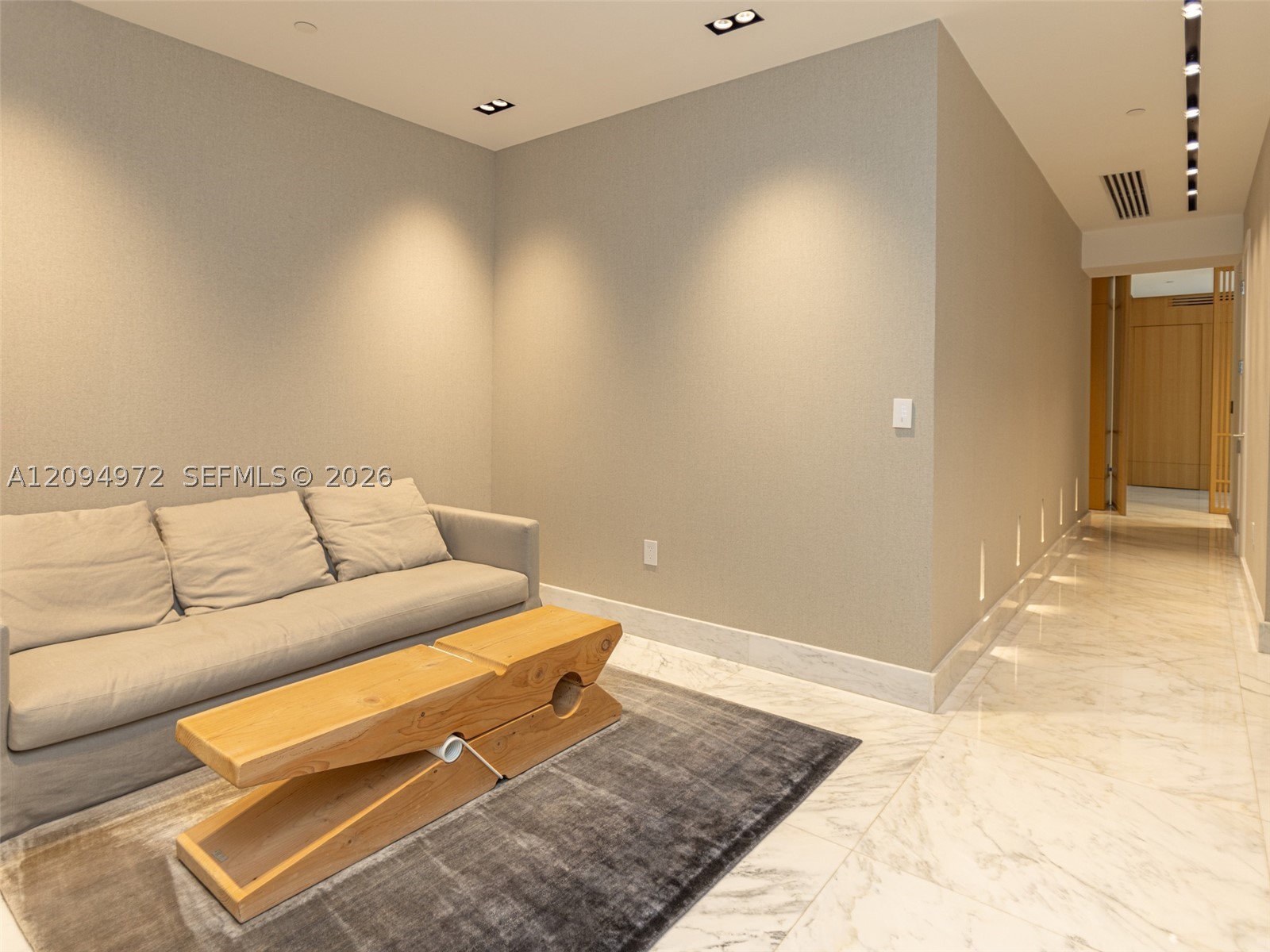 17475 Collins Ave #1602, Sunny Isles Beach FL 33160