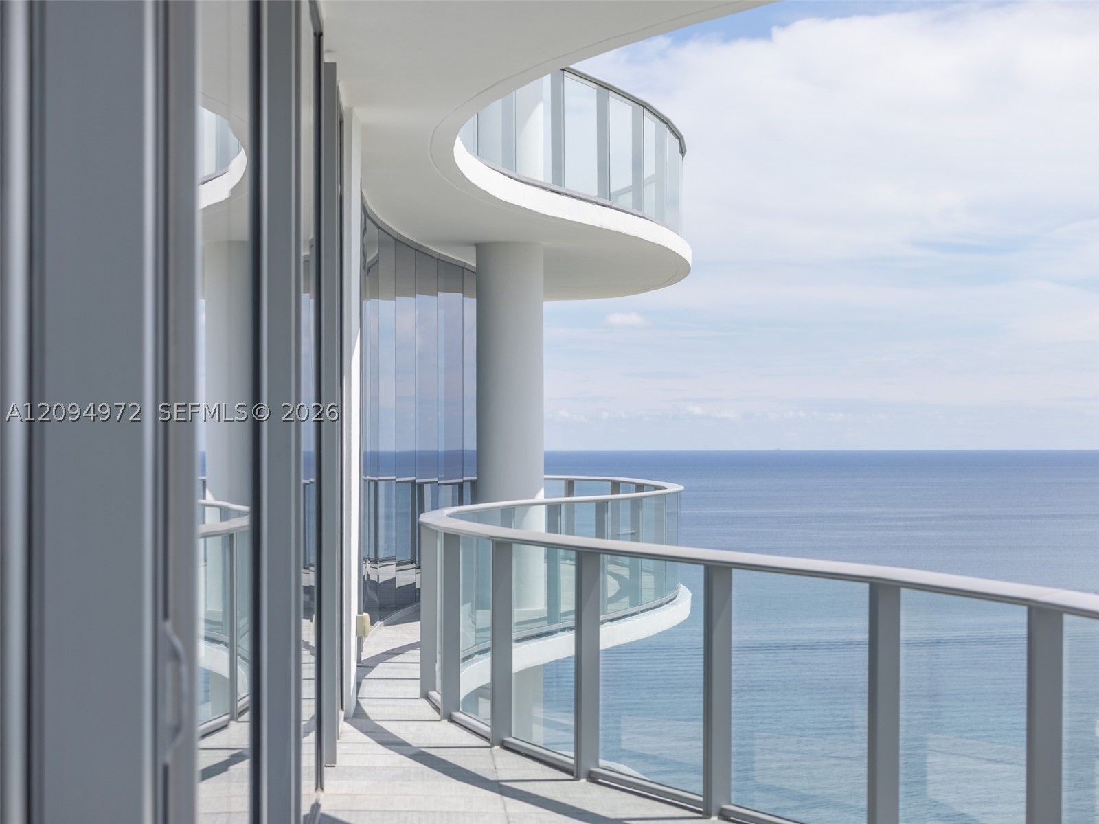 17475 Collins Ave #1602, Sunny Isles Beach FL 33160
