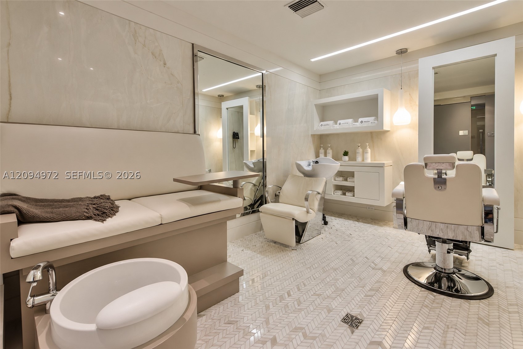 17475 Collins Ave #1602, Sunny Isles Beach FL 33160