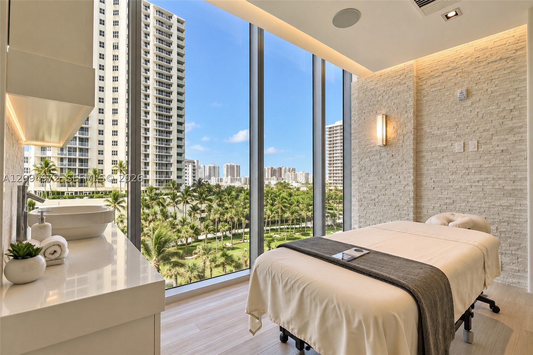 17475 Collins Ave #1602, Sunny Isles Beach FL 33160