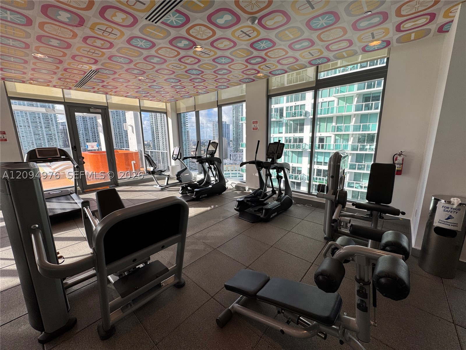 31 SE 6th St #903, Miami FL 33131
