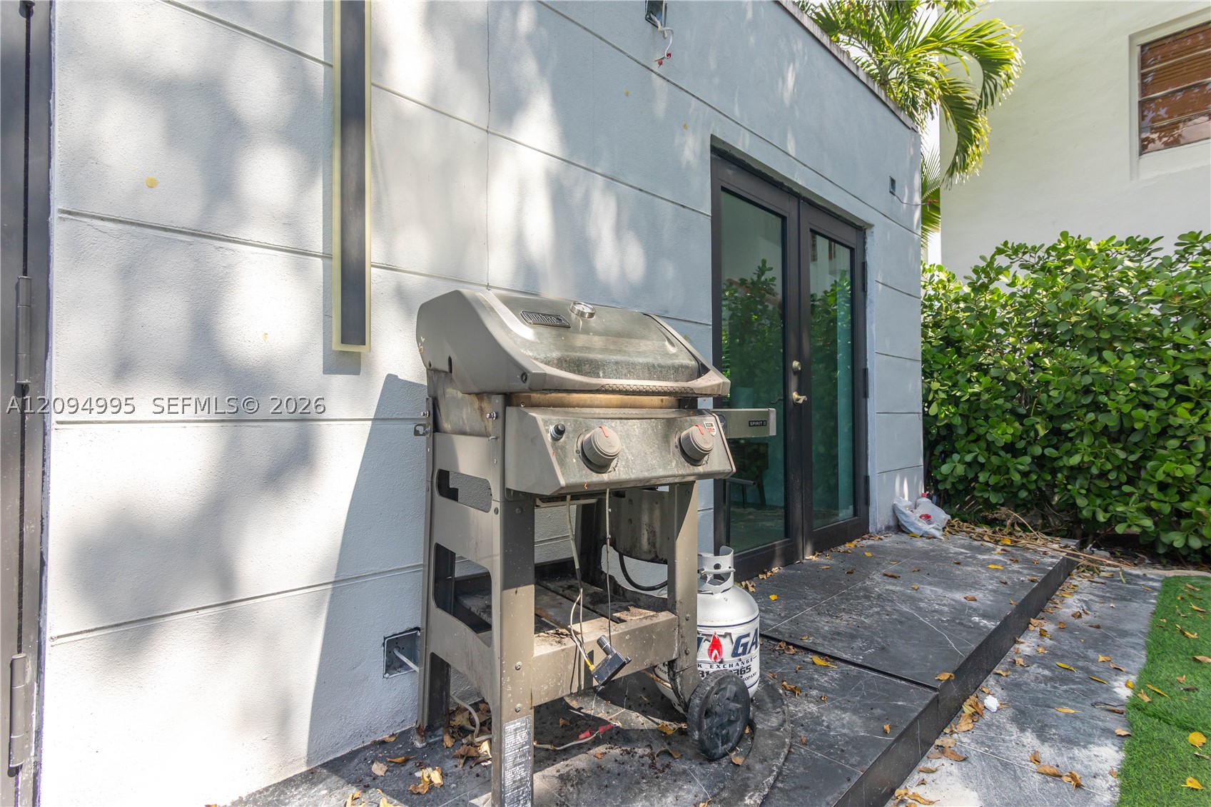 2360 SW 12th St, Miami FL 33135