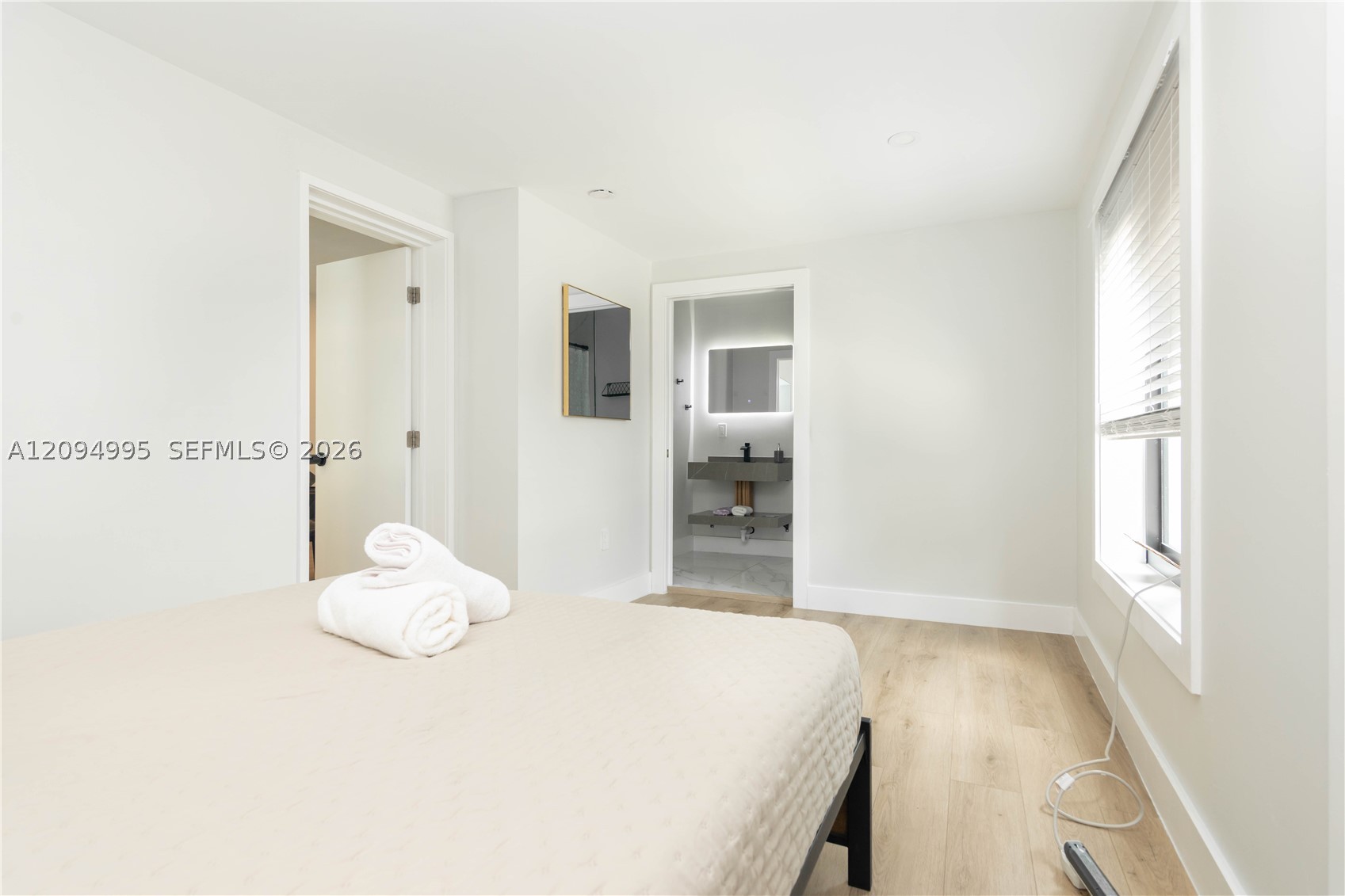 2360 SW 12th St, Miami FL 33135