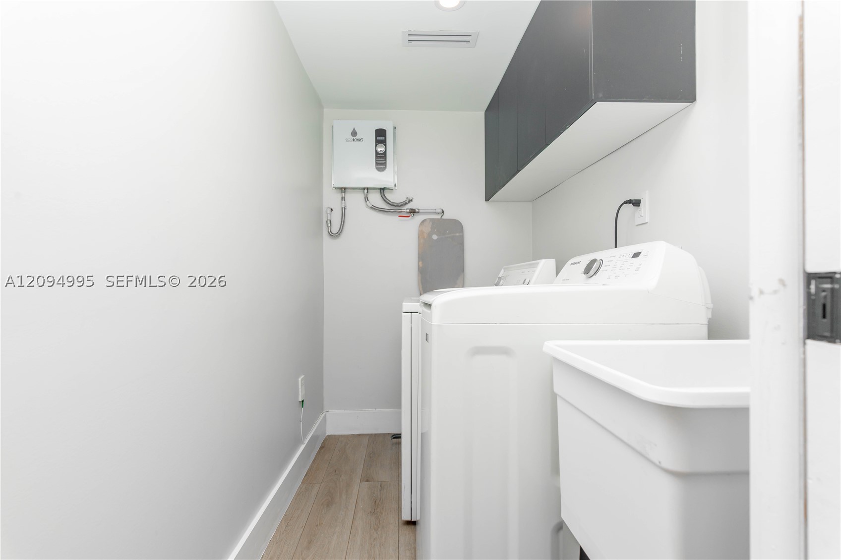 2360 SW 12th St, Miami FL 33135