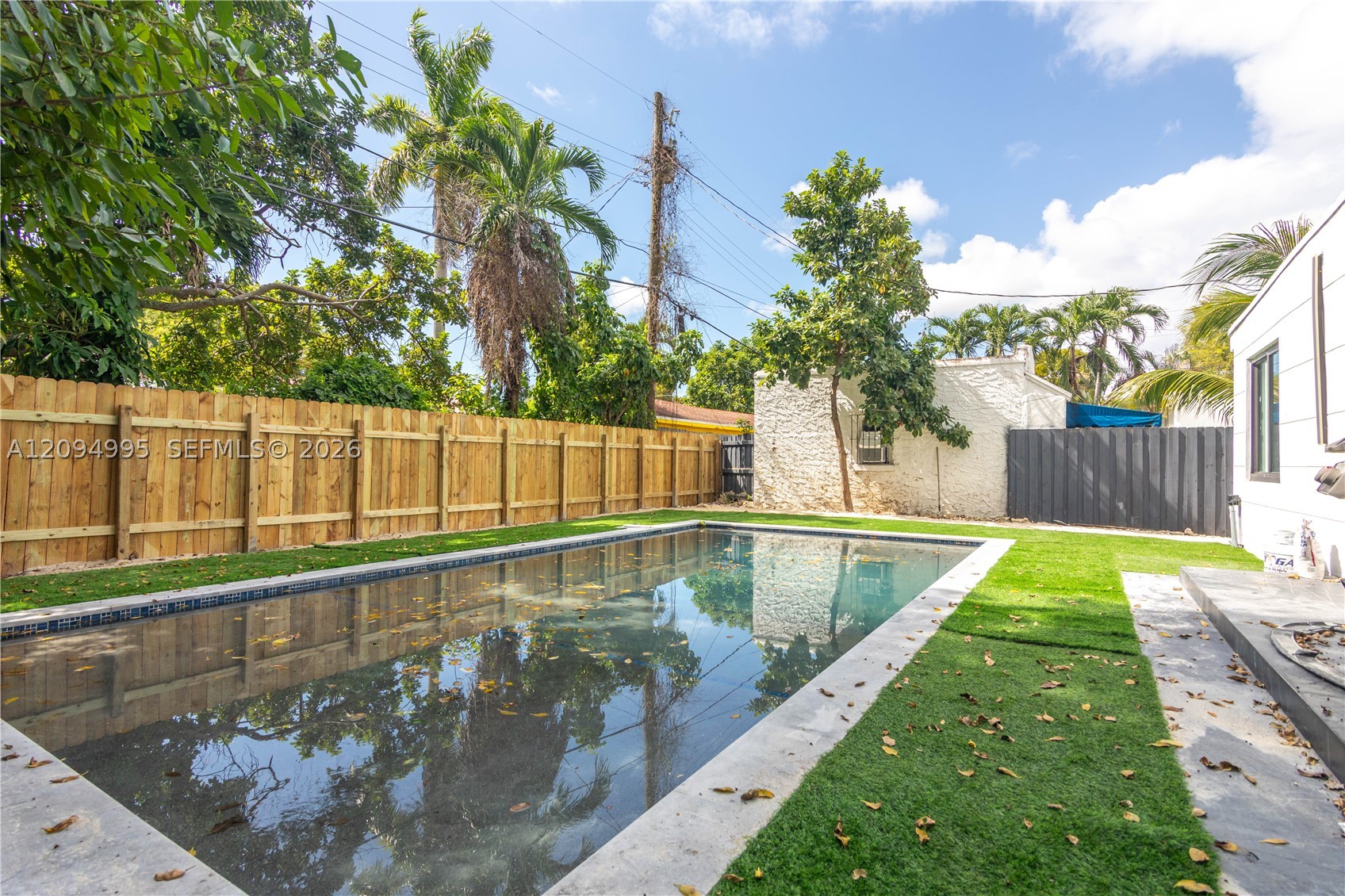 2360 SW 12th St, Miami FL 33135
