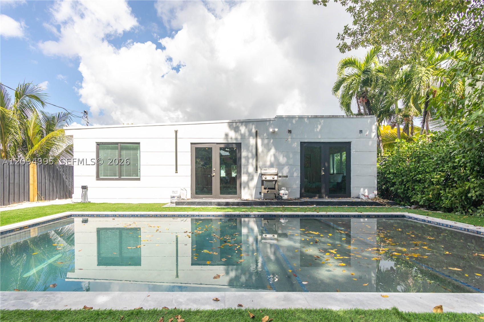 2360 SW 12th St, Miami FL 33135