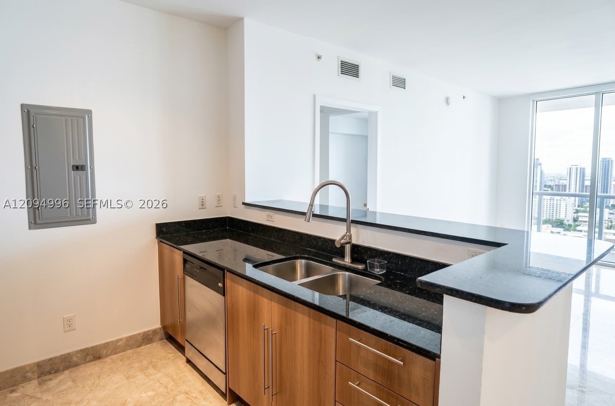 325 S Biscayne Blvd #2722, Miami FL 33131