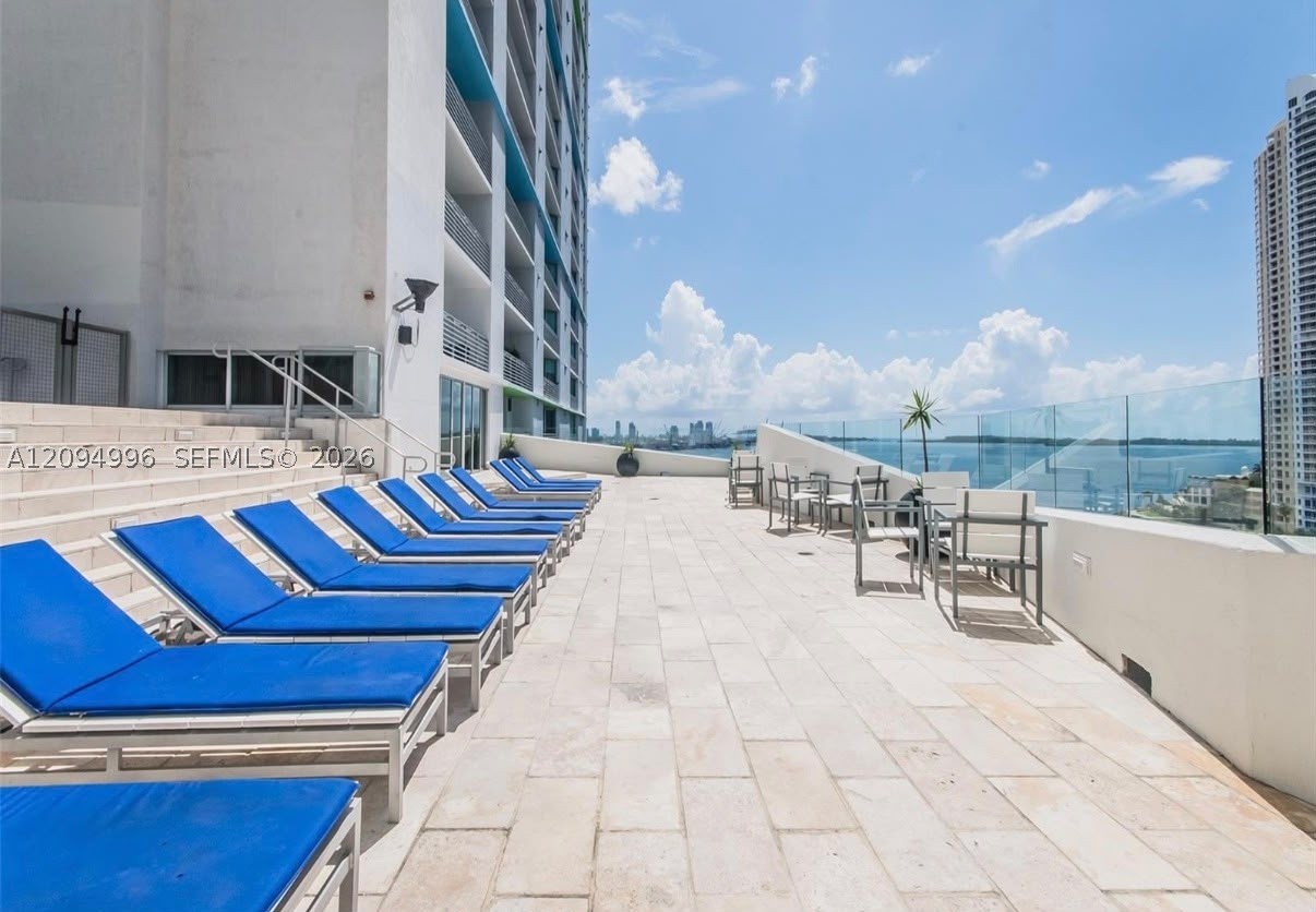 325 S Biscayne Blvd #2722, Miami FL 33131