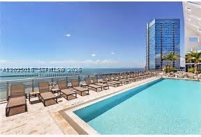Miami FL 33131 - A12095016