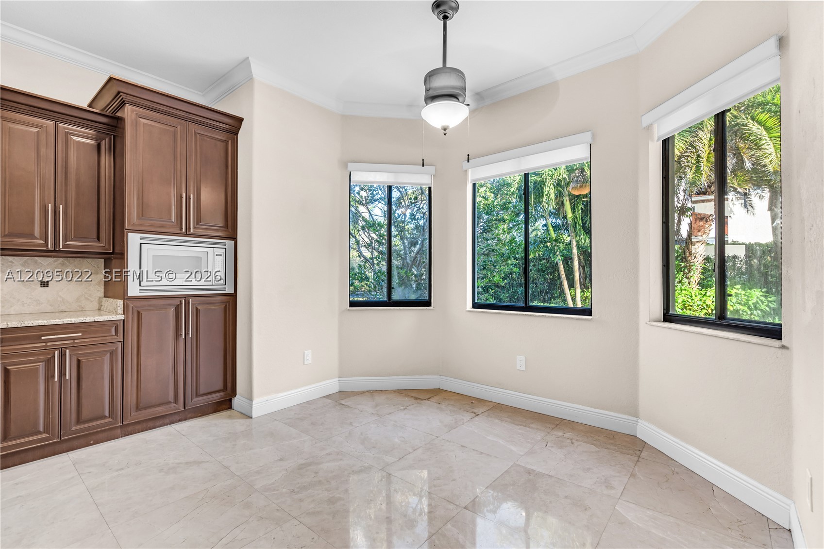 19529 SW 80th Ct, Cutler Bay FL 33157