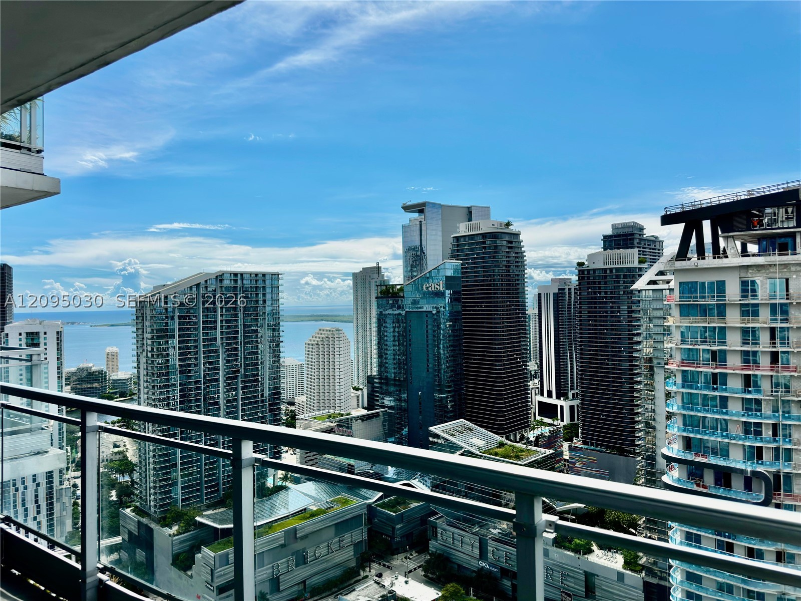 92 SW 3rd St #4905, Miami FL 33130