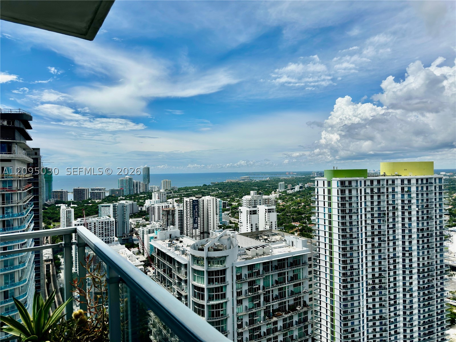 92 SW 3rd St #4905, Miami FL 33130