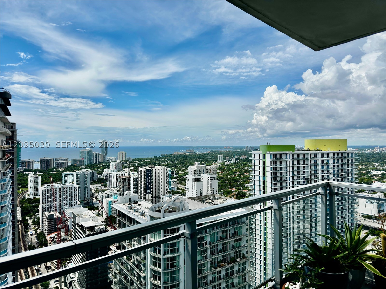 92 SW 3rd St #4905, Miami FL 33130