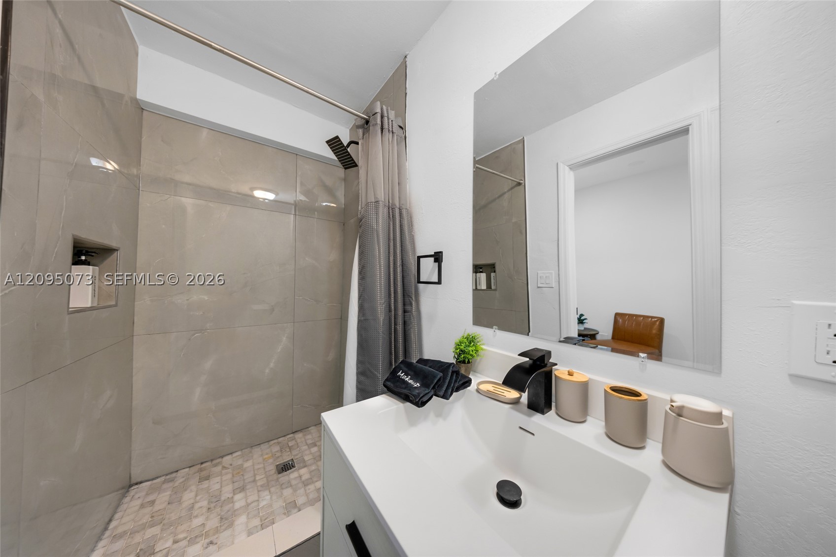 1137 SW 8th Ter, Fort Lauderdale FL 33315