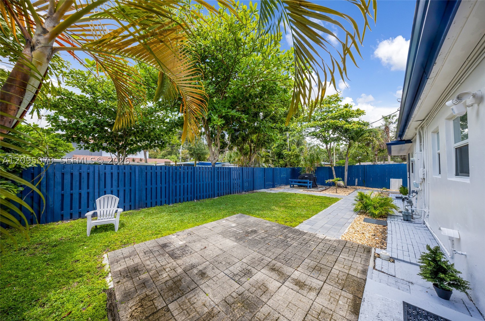 1137 SW 8th Ter, Fort Lauderdale FL 33315