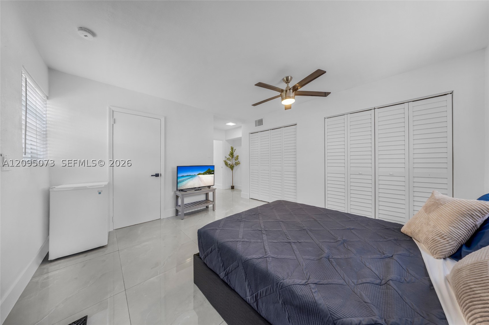 1137 SW 8th Ter, Fort Lauderdale FL 33315
