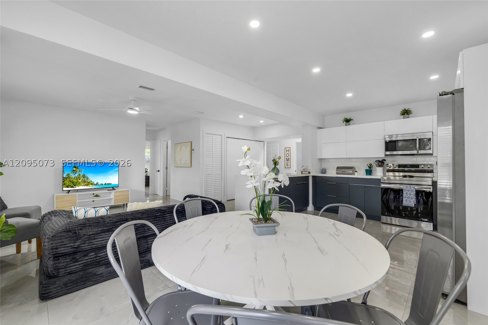 1137 SW 8th Ter, Fort Lauderdale FL 33315