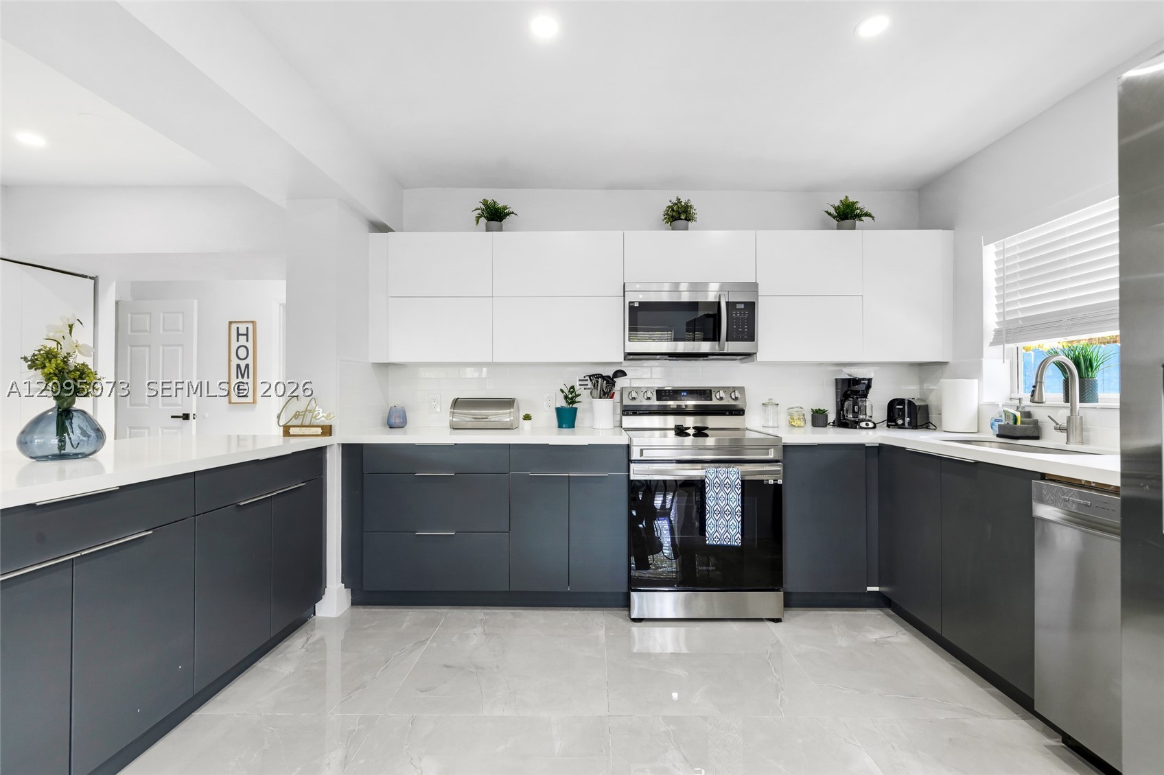 1137 SW 8th Ter, Fort Lauderdale FL 33315