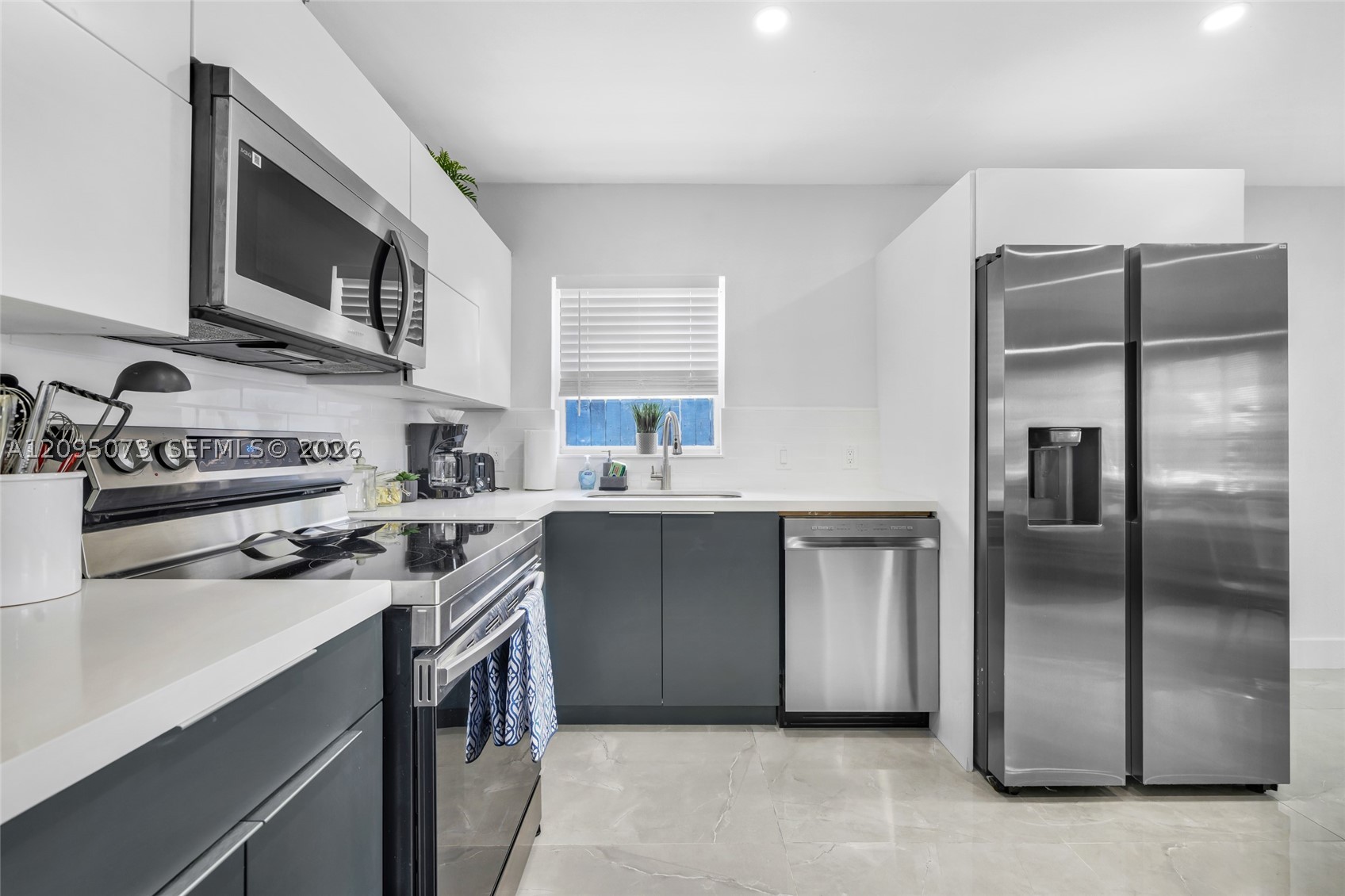 1137 SW 8th Ter, Fort Lauderdale FL 33315