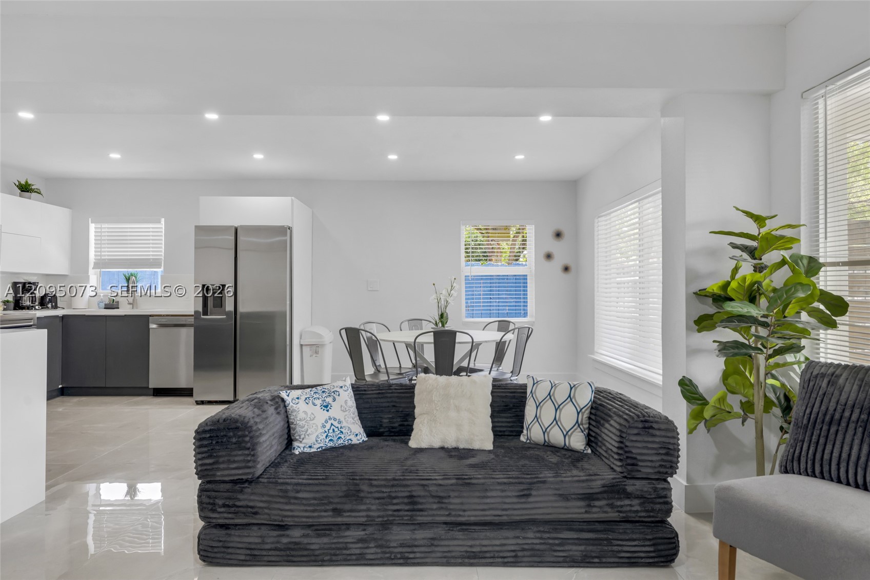 1137 SW 8th Ter, Fort Lauderdale FL 33315