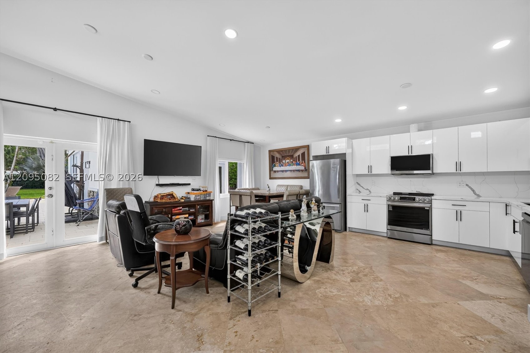 6750 SW 74th St, South Miami FL 33143