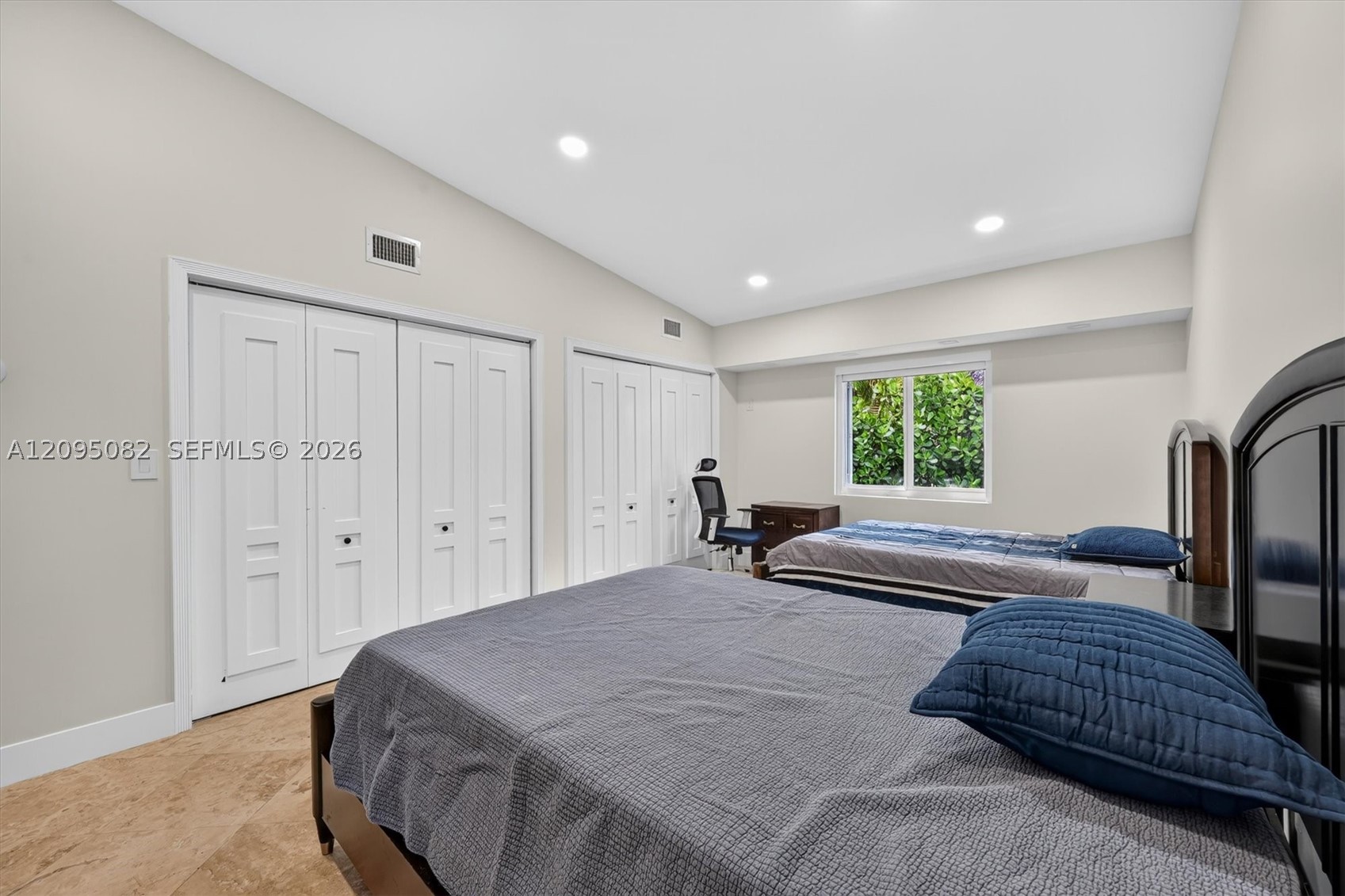6750 SW 74th St, South Miami FL 33143