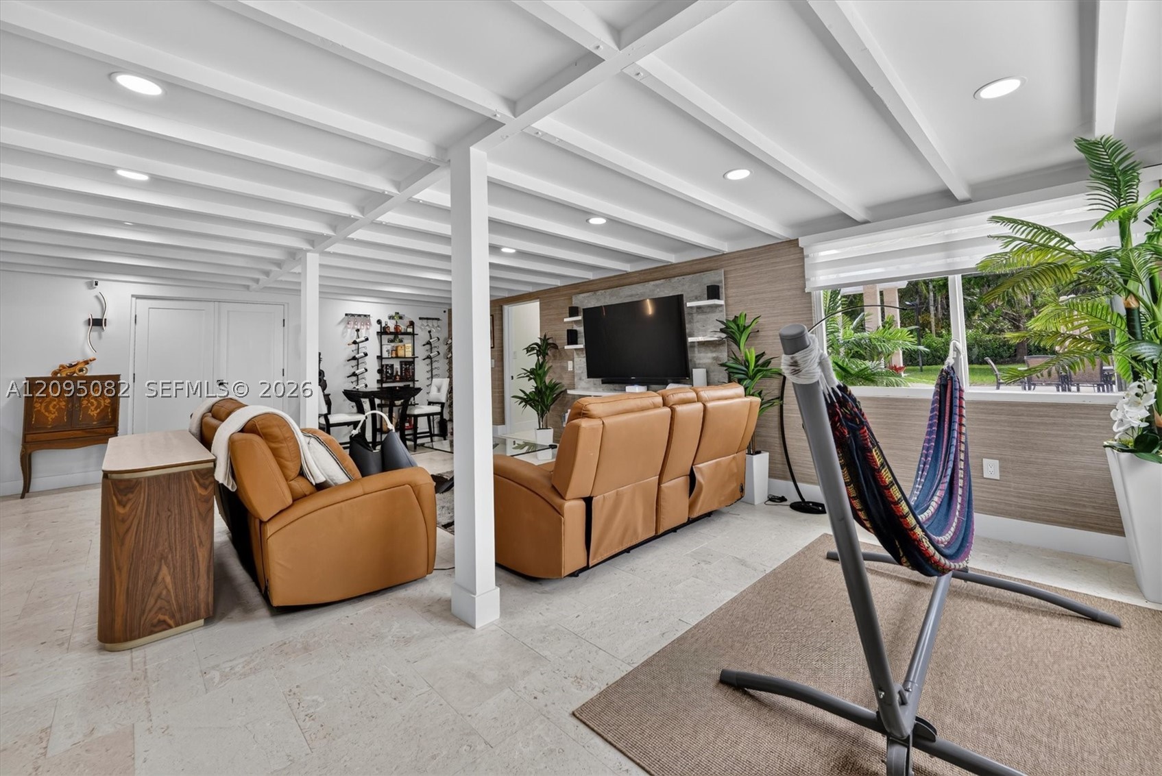 6750 SW 74th St, South Miami FL 33143