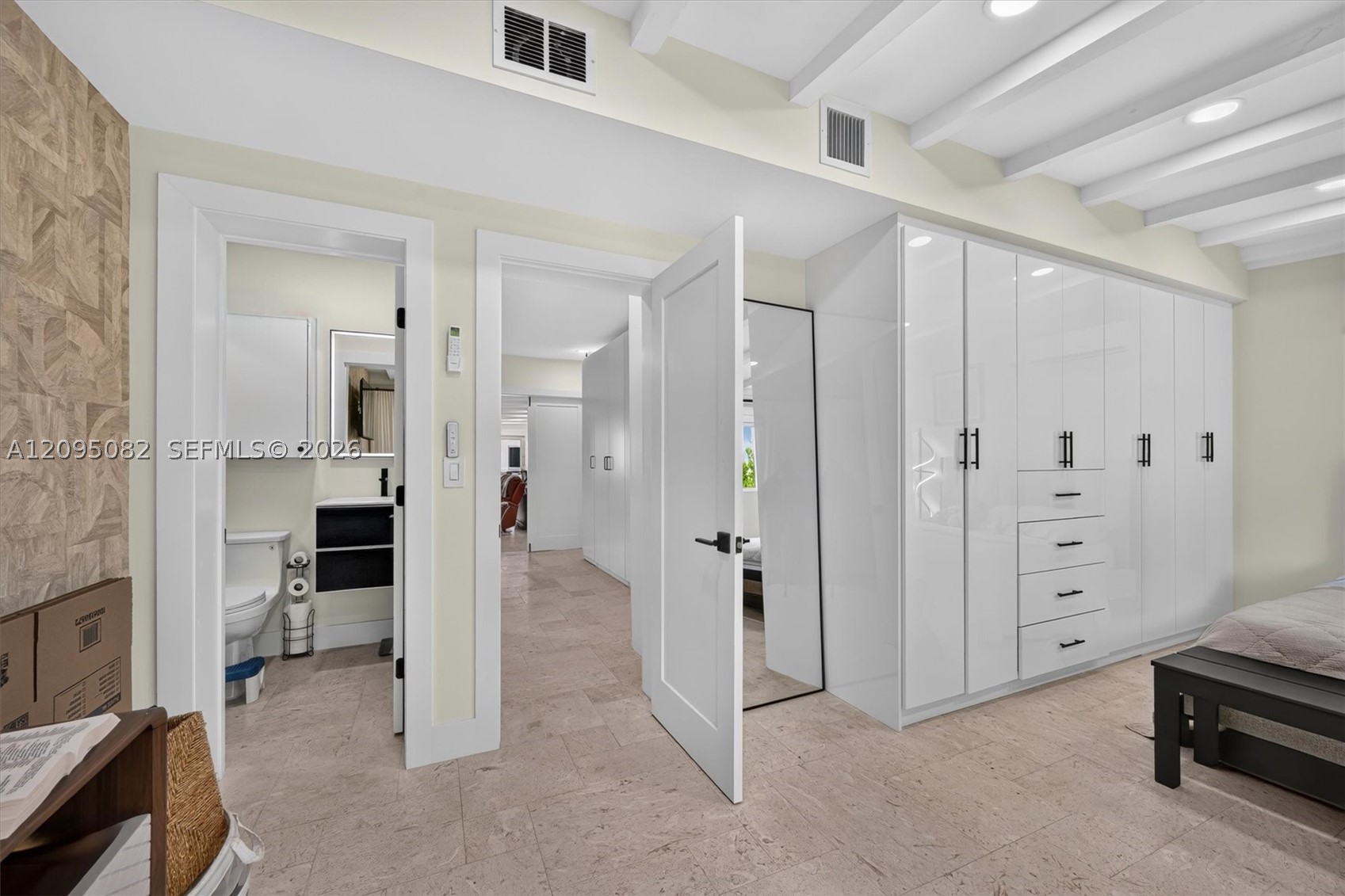 6750 SW 74th St, South Miami FL 33143
