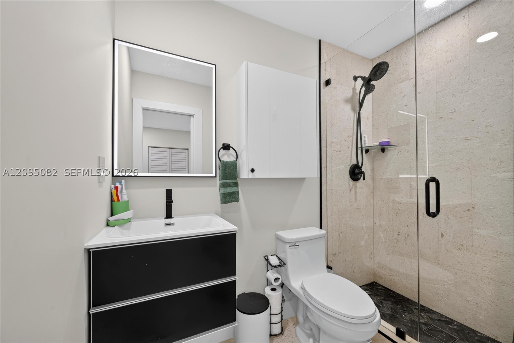 6750 SW 74th St, South Miami FL 33143
