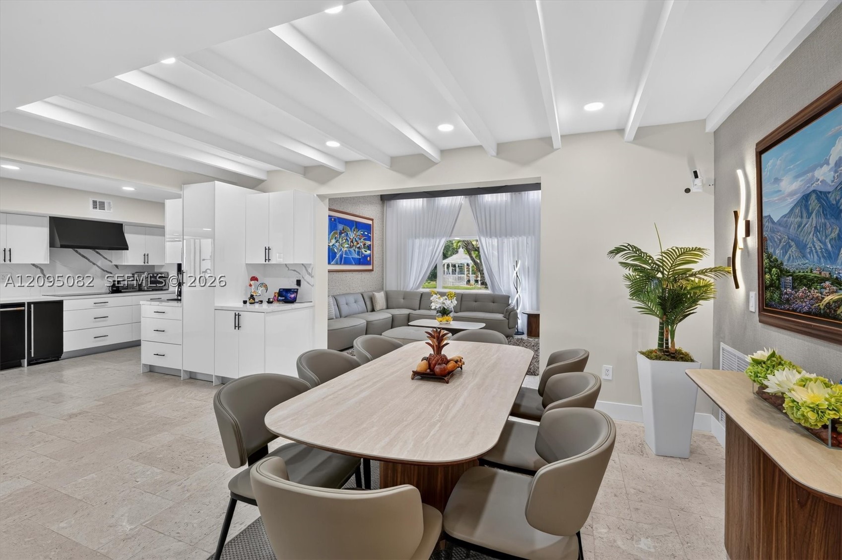 6750 SW 74th St, South Miami FL 33143