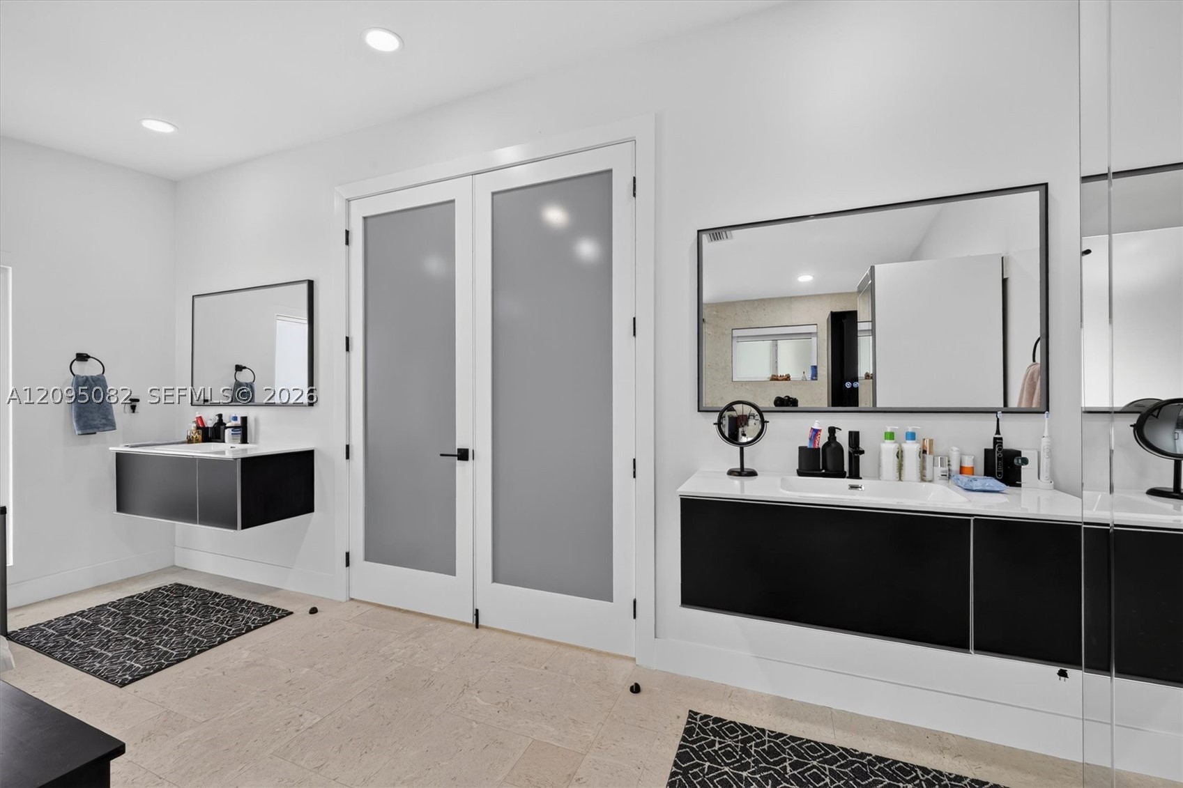 6750 SW 74th St, South Miami FL 33143